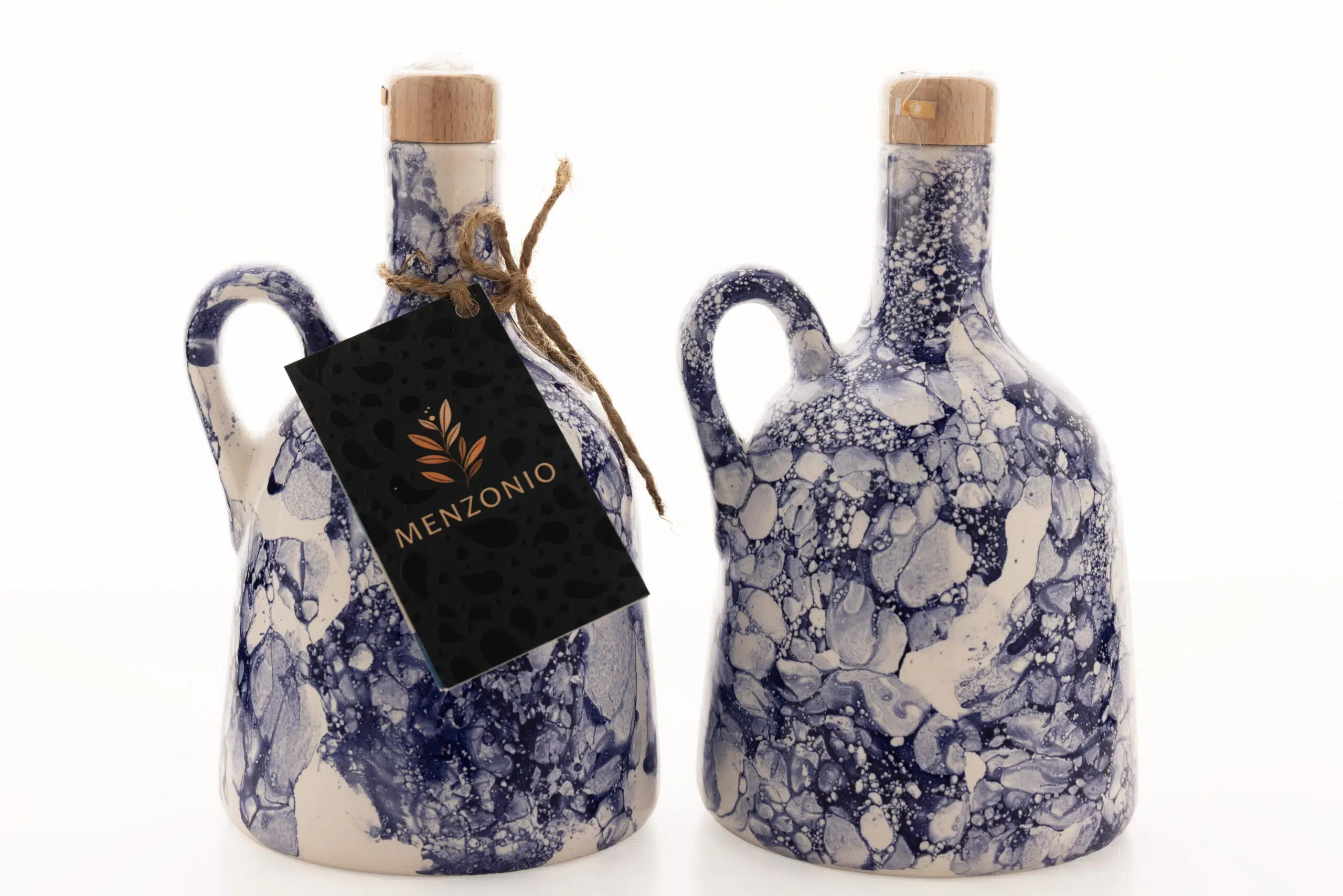 Oliwa z oliwek w granatowej ceramice Menzonio Granatowy Marmur - obrazek 3